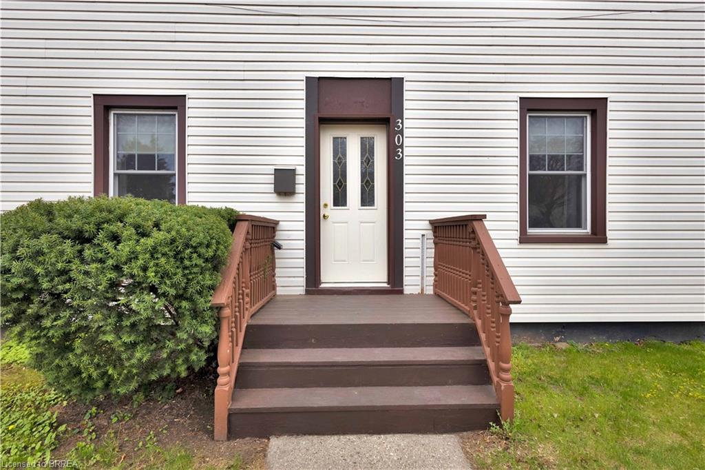 303 Dalhousie Street, Brantford ON N3S 3V6