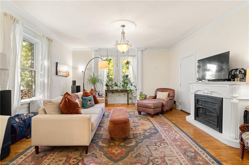 98 Waterloo Avenue, Guelph ON N1H 3H8