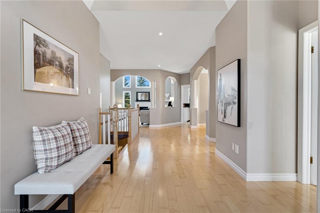 308 Deer Ridge Drive, Kitchener ON N2P 2K6