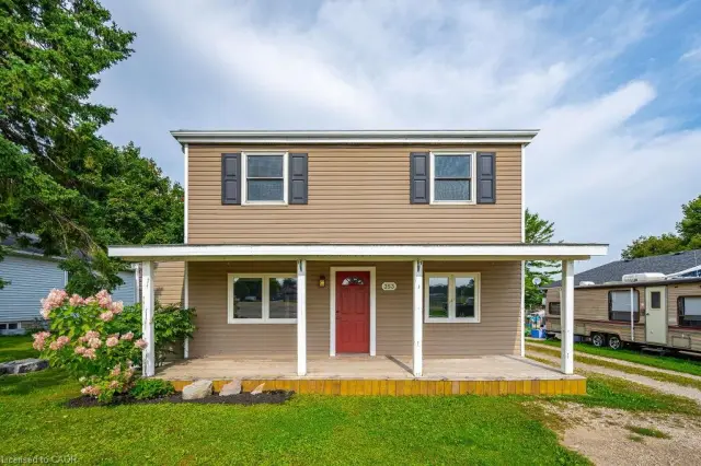 353 Wellington Street E, Mount Forest ON N0G 2L2