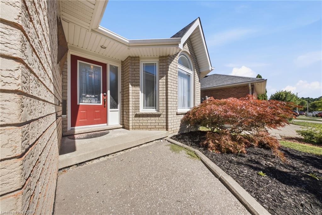 36 Garner's Lane, Brantford ON N3T 6P5