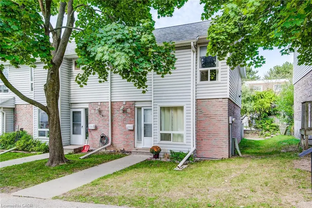 25-32 Mowat Boulevard, Kitchener ON N2E 1X4
