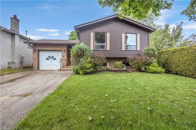 79 Hobart Crescent, Brantford ON N3P 1T7