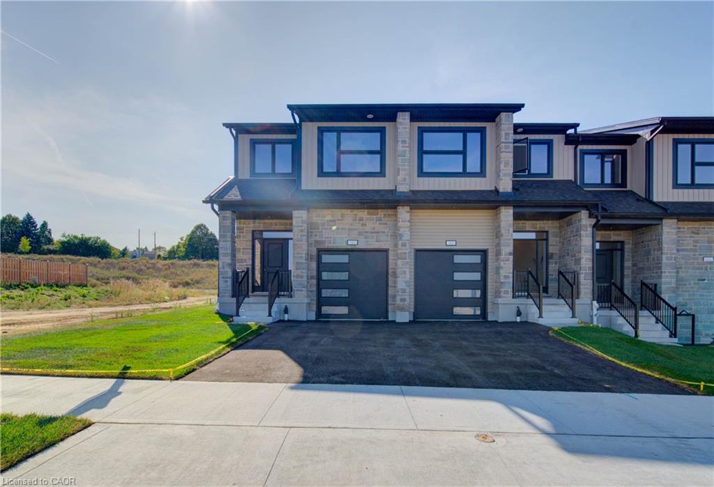 161 Dunnigan Drive, Kitchener ON N2B 0B1