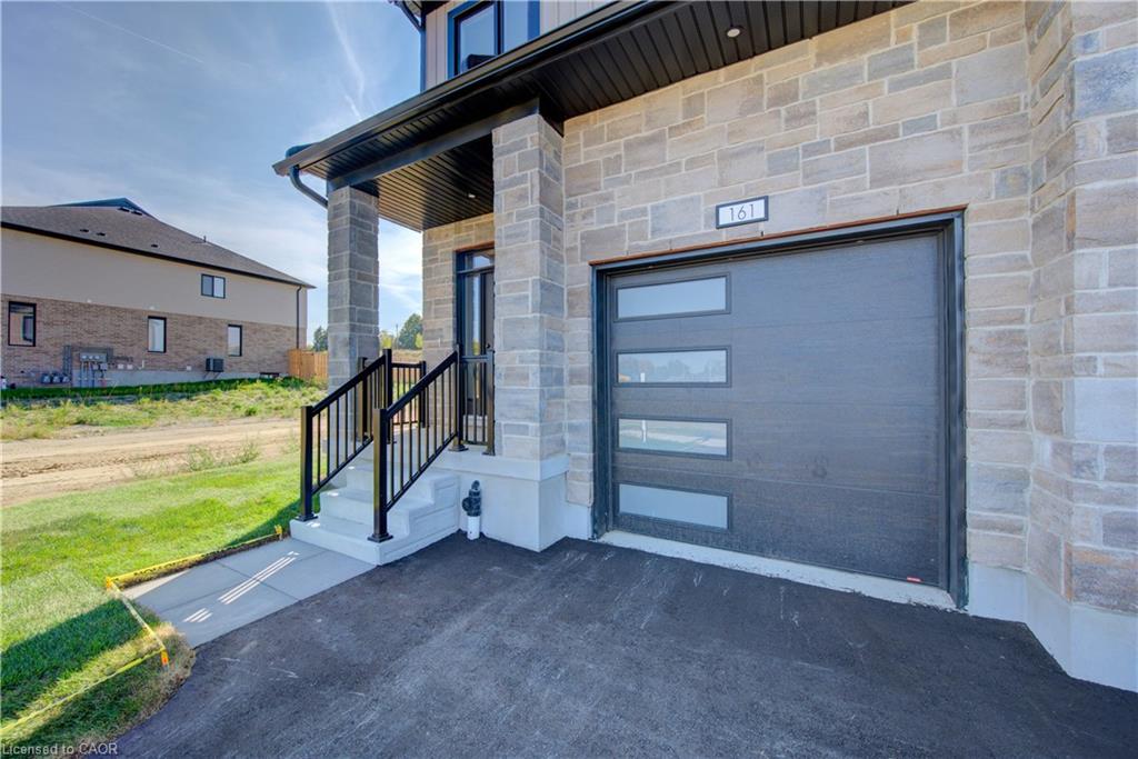 161 Dunnigan Drive, Kitchener ON N2B 0B1