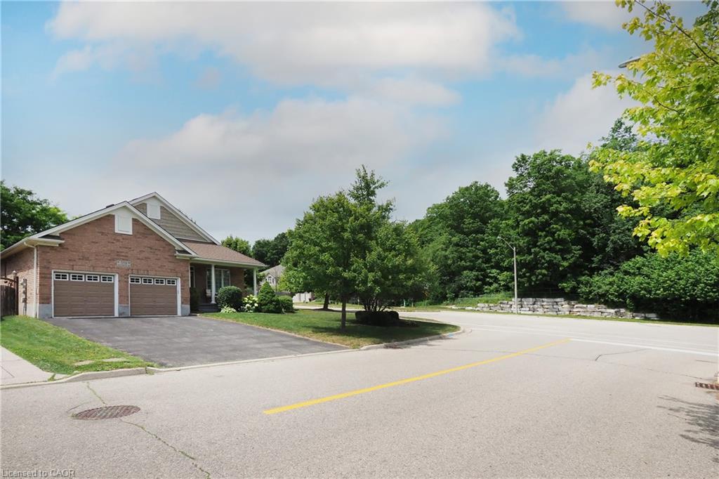 559 Springwater Drive, Waterloo ON N2V 2K6