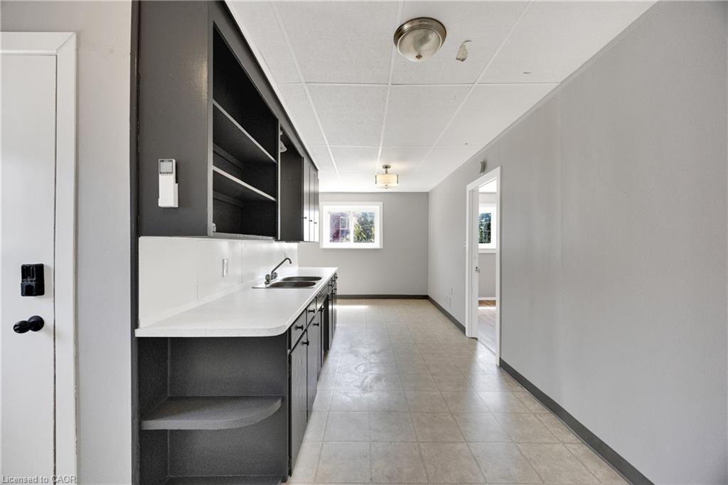 10 Venison Street W, Tillsonburg ON N4G 1T6