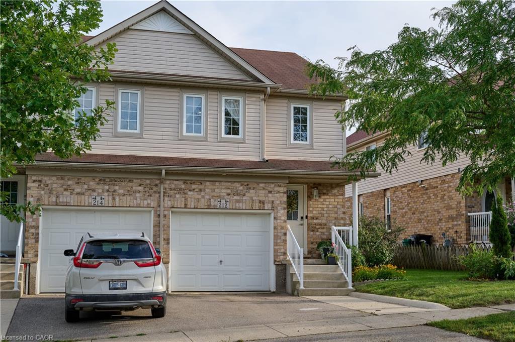 212 Red Clover Court, Kitchener ON N2E 4J5