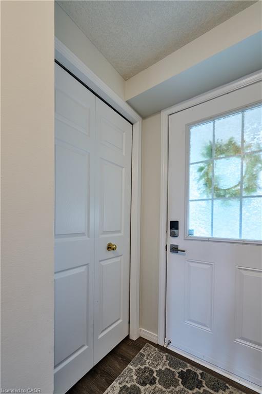 212 Red Clover Court, Kitchener ON N2E 4J5