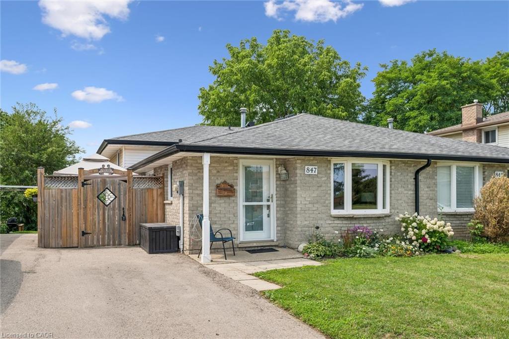847 Doon Village Road, Kitchener ON N2P 1A1