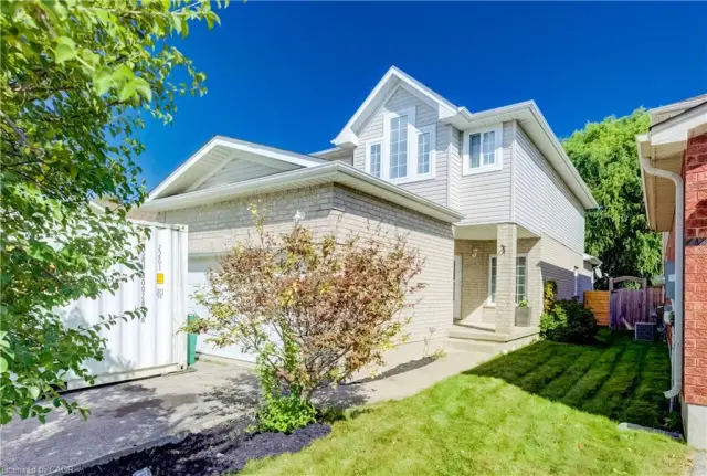 295 Gatehouse Drive, Cambridge ON N1P 1E6