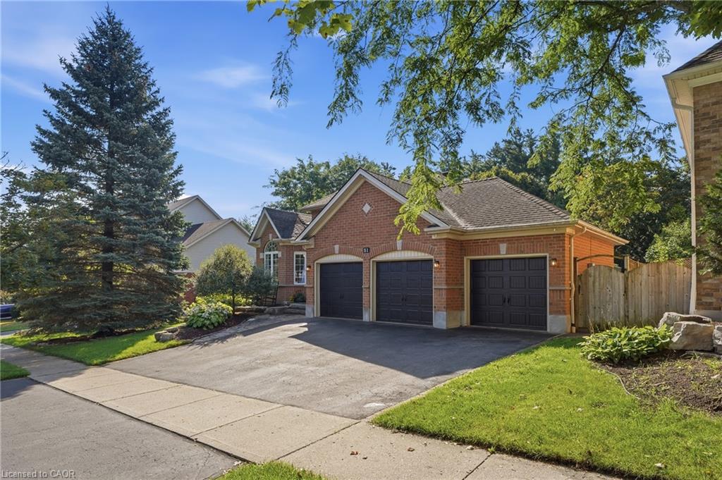 51 Autumn Ridge Trail, Kitchener ON N2P 2J6