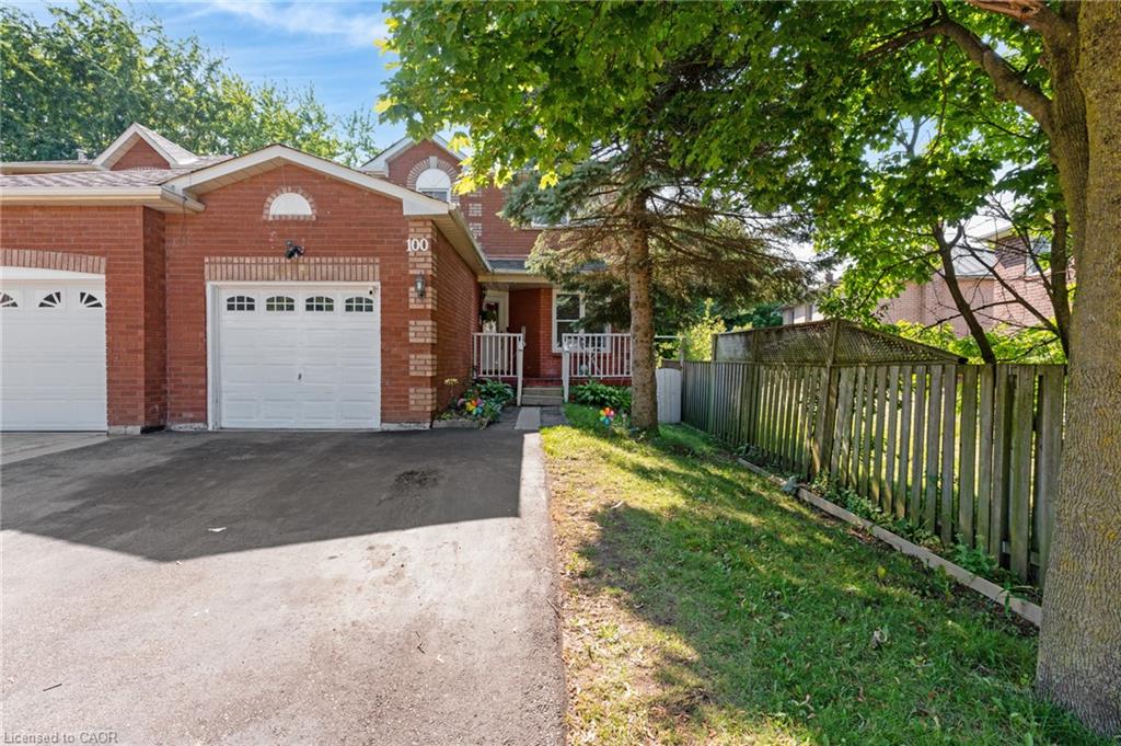 100 Anglerock Drive, Cambridge ON N1T 1L9