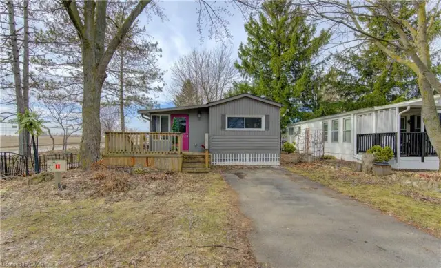 11-580 Beaver Creek Road, Waterloo ON N2J 3Z4