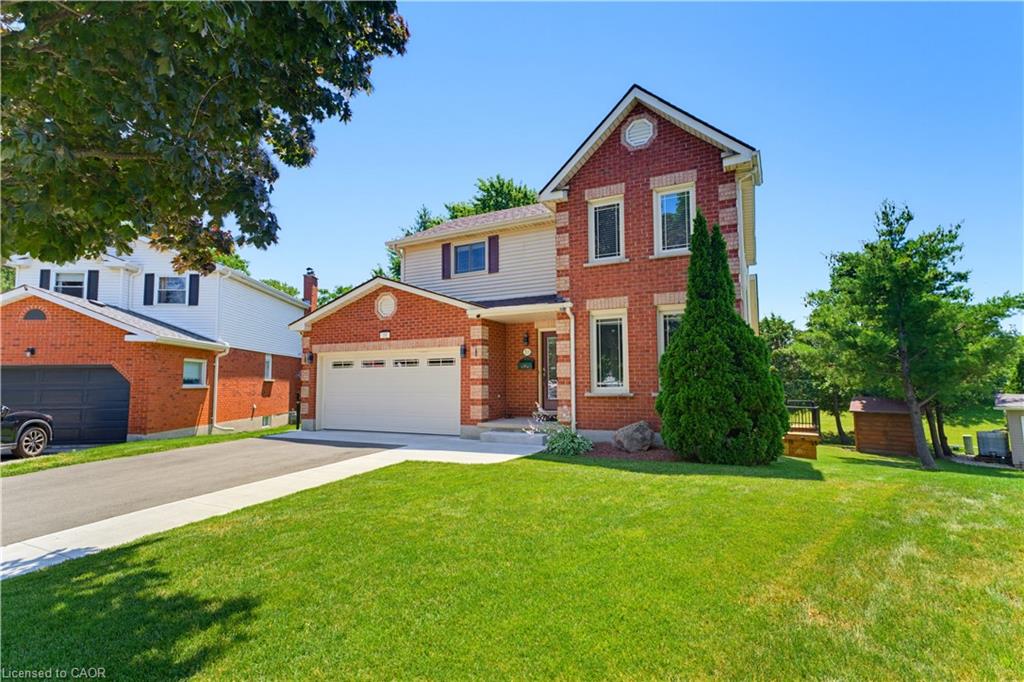 32 Stonehaven Place, Cambridge ON N1S 4V8