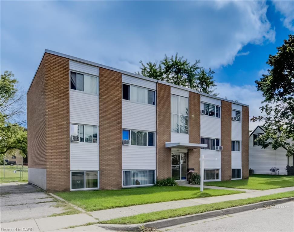 125 Schlueter Street, Cambridge ON N3H 4B4