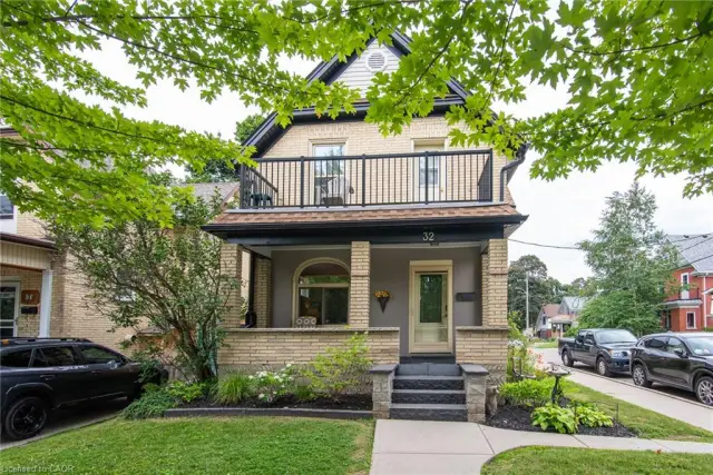 32 Samuel Street, Kitchener ON N2H 1P1