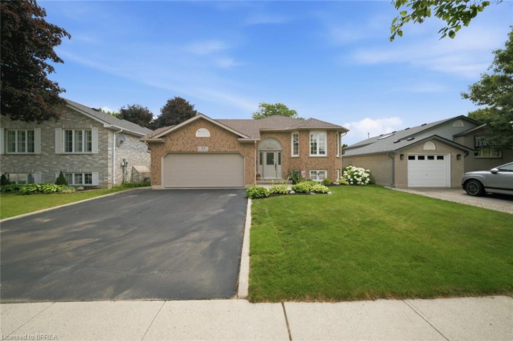 38 Olivetree Road, Brantford ON N3R 7X2