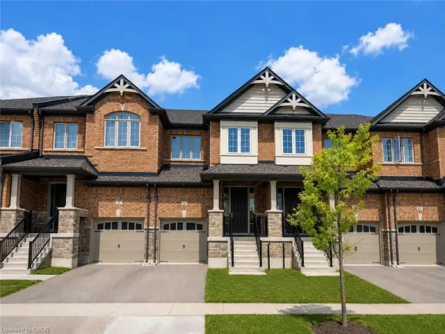60 Reistwood Drive, Kitchener ON N2P 2L1