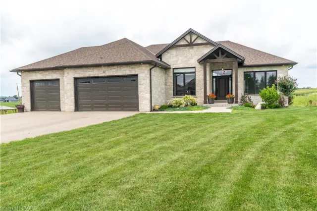 22 Hudson Drive, Brantford ON N3T 0V6