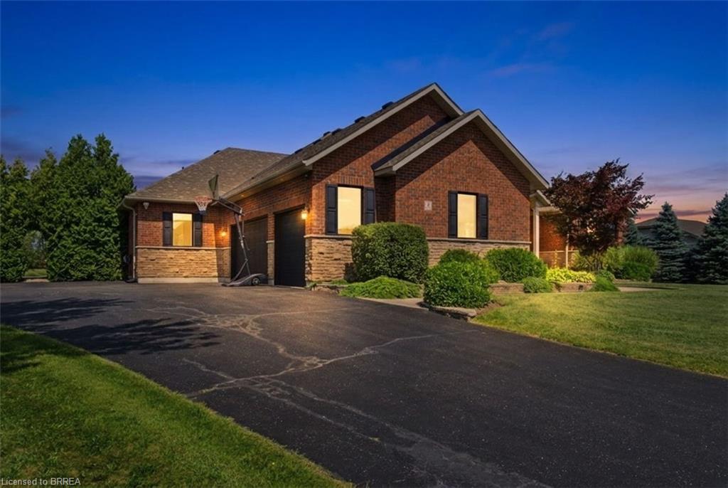 5 Tysons Way, Oakland ON N0E 1R0