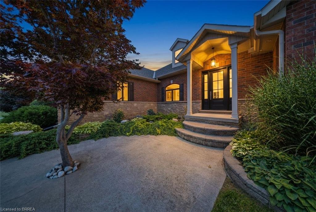 5 Tysons Way, Oakland ON N0E 1R0
