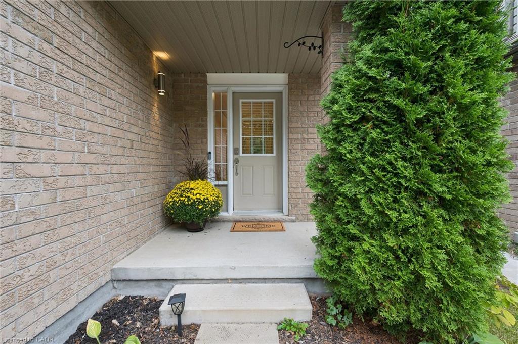 3-90 Alderson Drive, Cambridge ON N3C 0E4