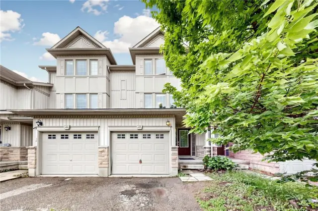 A5-110 Activa Avenue, Kitchener ON N2E 4K4