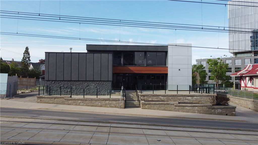 618 King Street W, Kitchener ON N2G 1C8