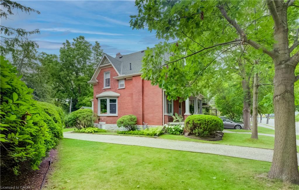 46 Ellen Street W, Kitchener ON N2H 4K3