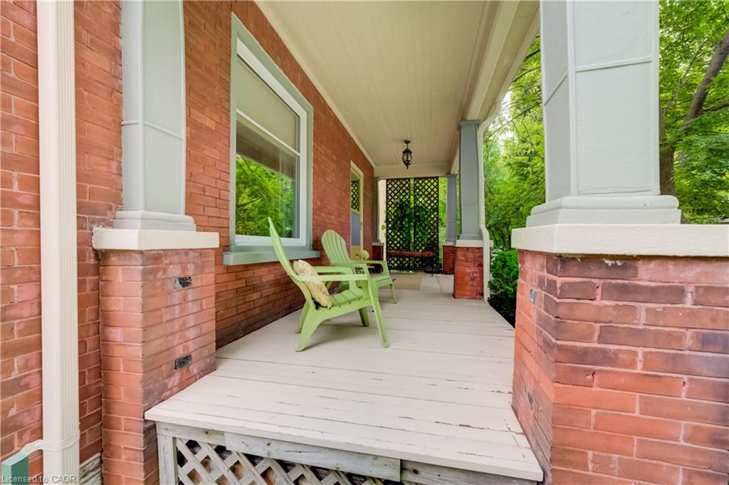 46 Ellen Street W, Kitchener ON N2H 4K3