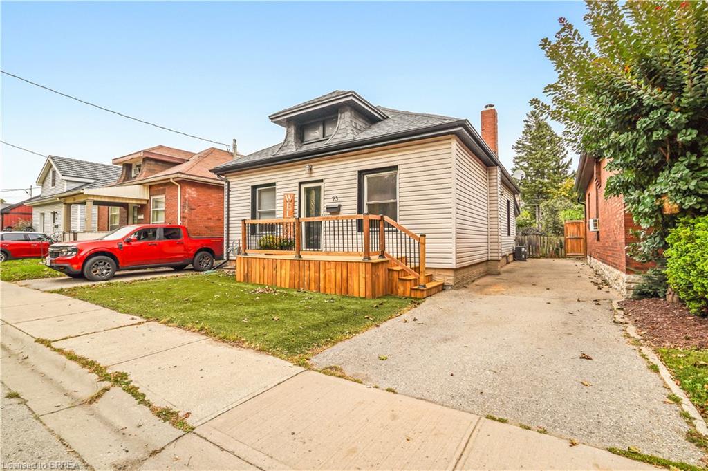 25 Alonzo Street, Brantford ON N3R 1A1