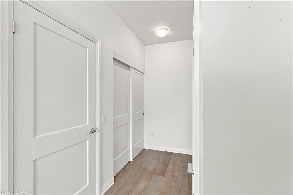 215-101 Golden Eagle Road, Waterloo ON N2V 0H4