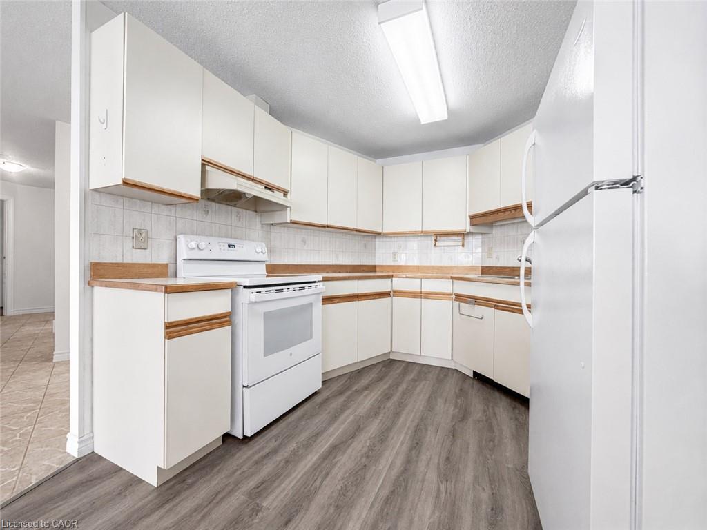 101-24 Marilyn Drive, Guelph ON N1H 8E9