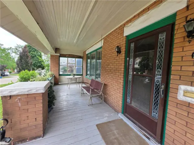 20 Fairview Avenue, Kitchener ON N2H 3E8