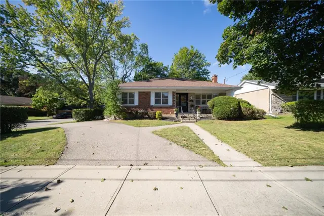 57 Devon Street, Brantford ON N3R 1M5