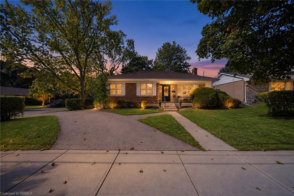 57 Devon Street, Brantford ON N3R 1M5