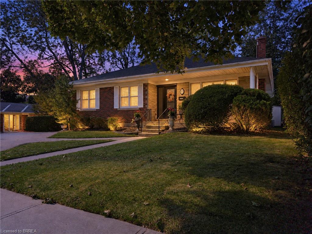 57 Devon Street, Brantford ON N3R 1M5