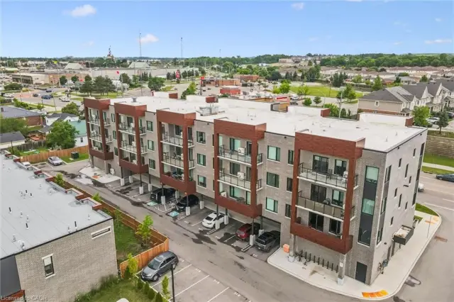 203-408 Dundas Street S, Cambridge ON N1R 0E8