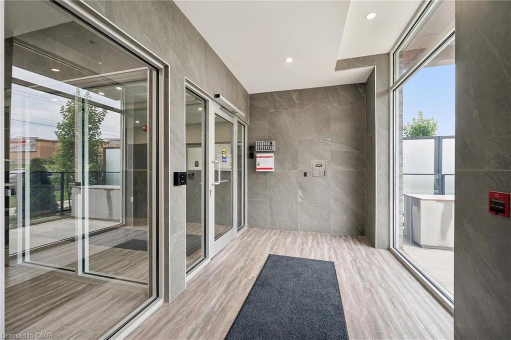 203-408 Dundas Street S, Cambridge ON N1R 0E8