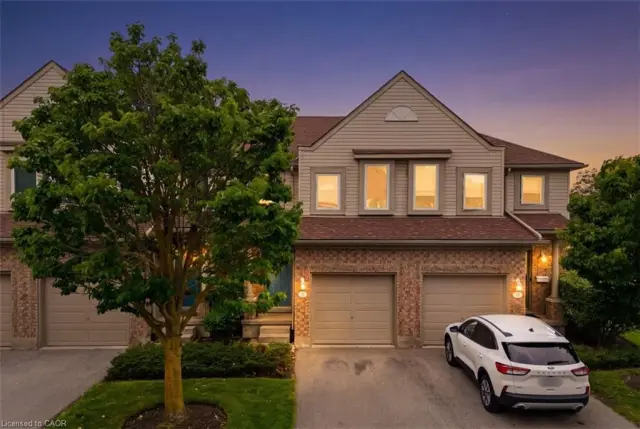 15 Roehampton Crescent, Guelph ON N1L 1M8