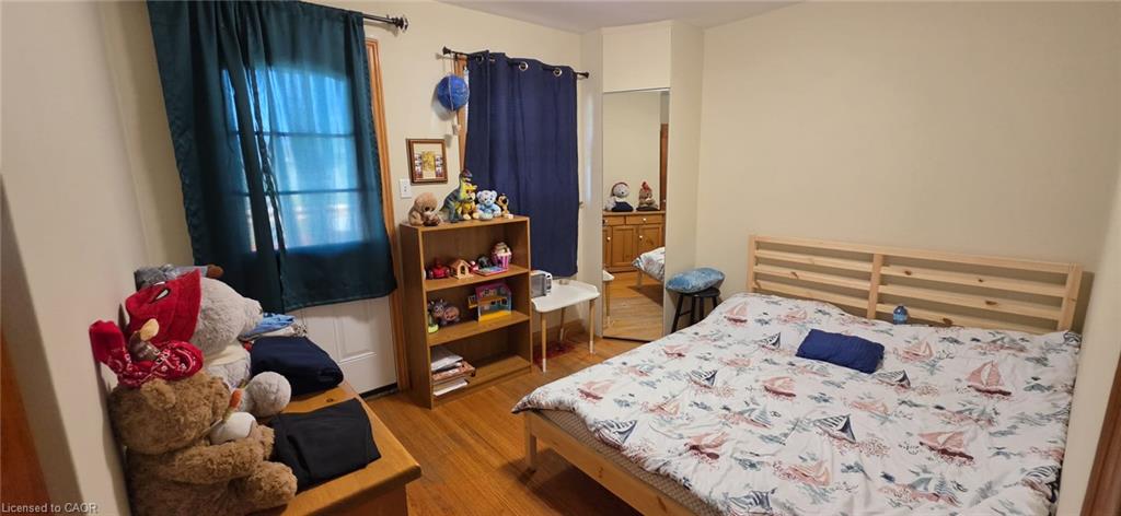 Bedroom (1 of 4)