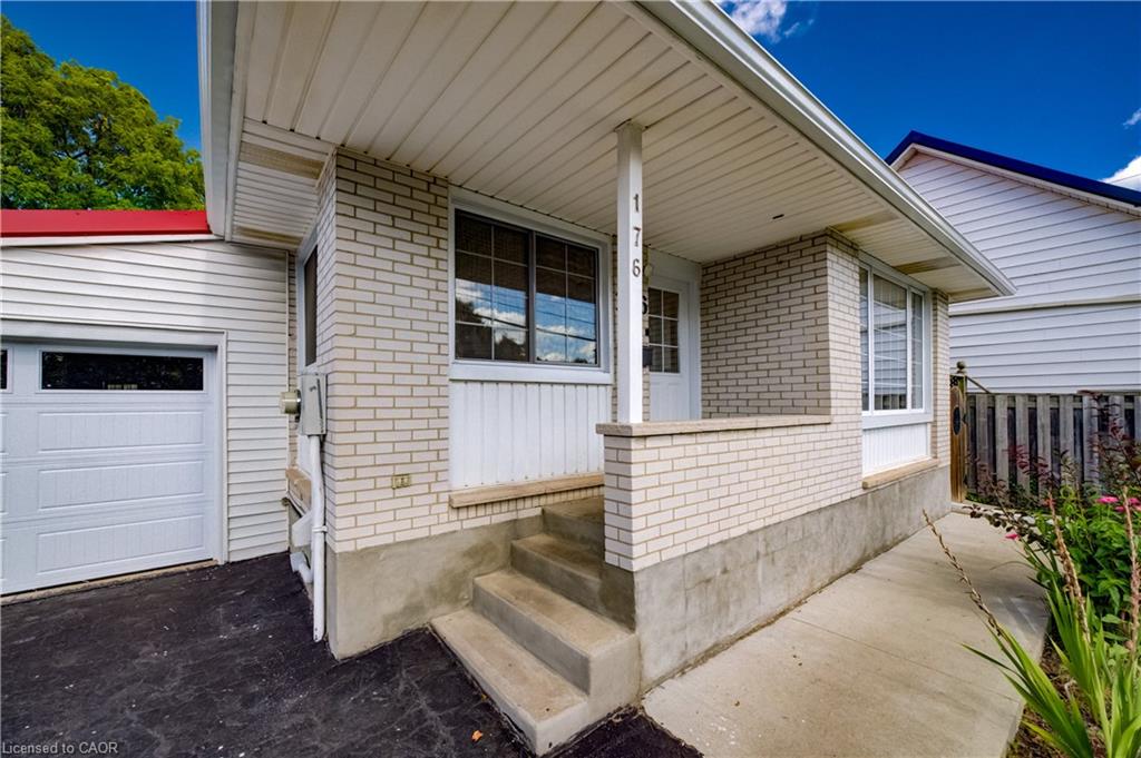176 Samuelson Street, Cambridge ON N1R 1K3