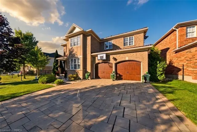 75 Hunter Way, Brantford ON N3T 0A2