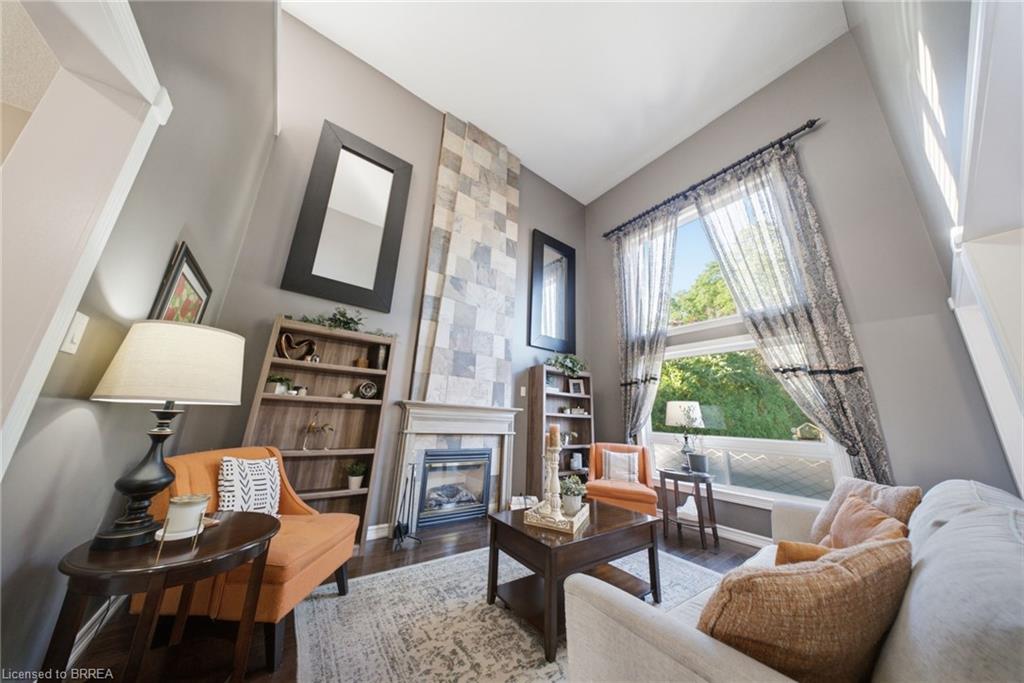 75 Hunter Way, Brantford ON N3T 0A2