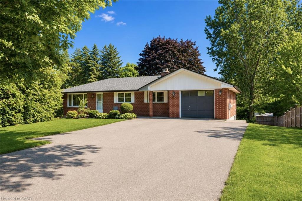 7459 Boyce Drive, Puslinch ON N1H 6H9