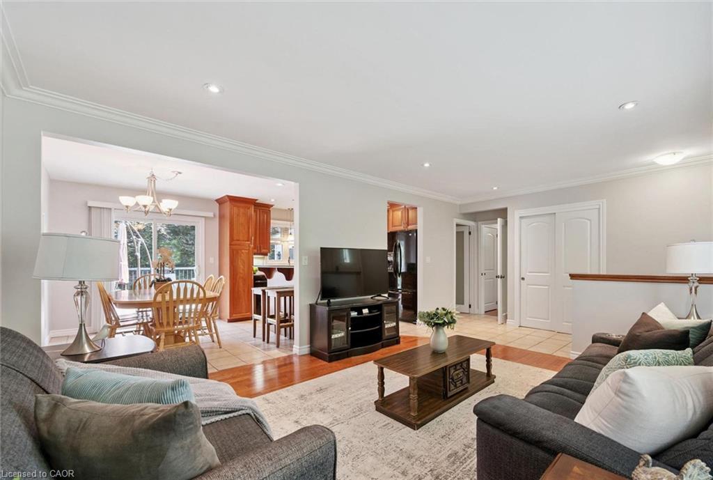 7459 Boyce Drive, Puslinch ON N1H 6H9