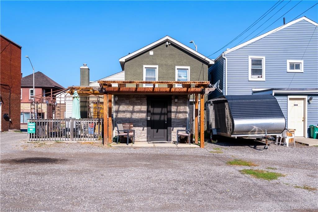 60-62 Colborne Street W, Brantford ON N3T 1K5