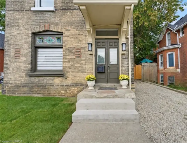 118 Clarence Street, Brantford ON N3T 2V4