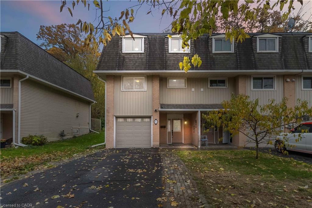 Large 4 car driveway and single car garage